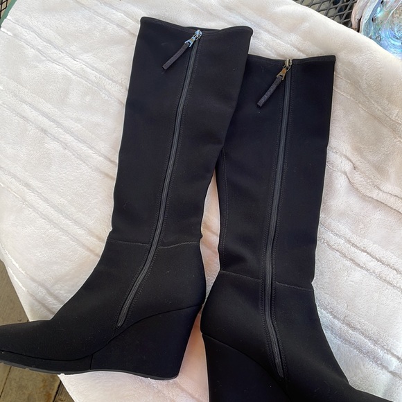 Prada  wedge boots gently worn … - Picture 3 of 8